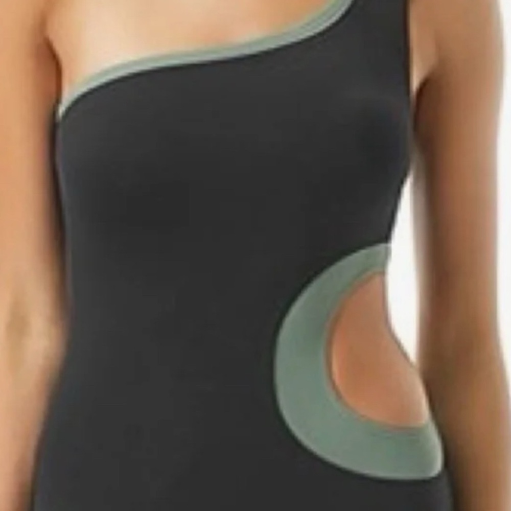 NWT Vince swimsuit